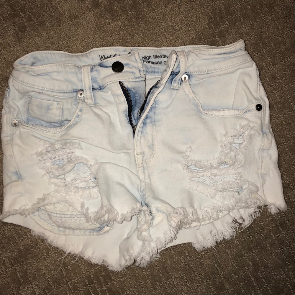 Super light wash high waisted denim shorts